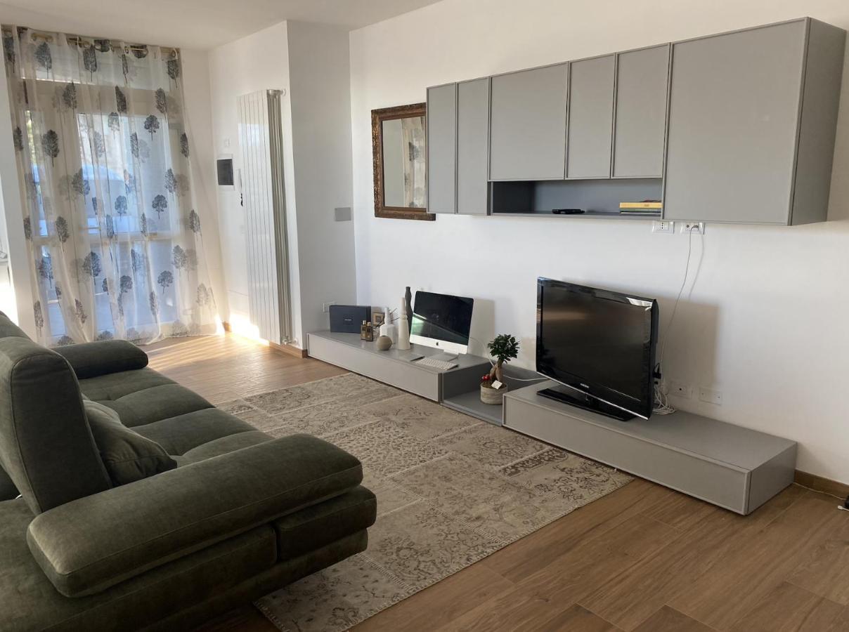 Apartament Nuovo Bilocale San Rocco  Zewnętrze zdjęcie